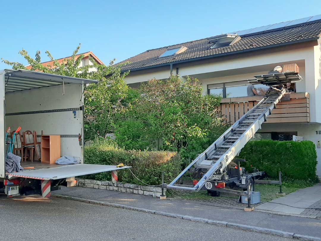Umzug mit Hilfe vom Möbellift in Pforzheim